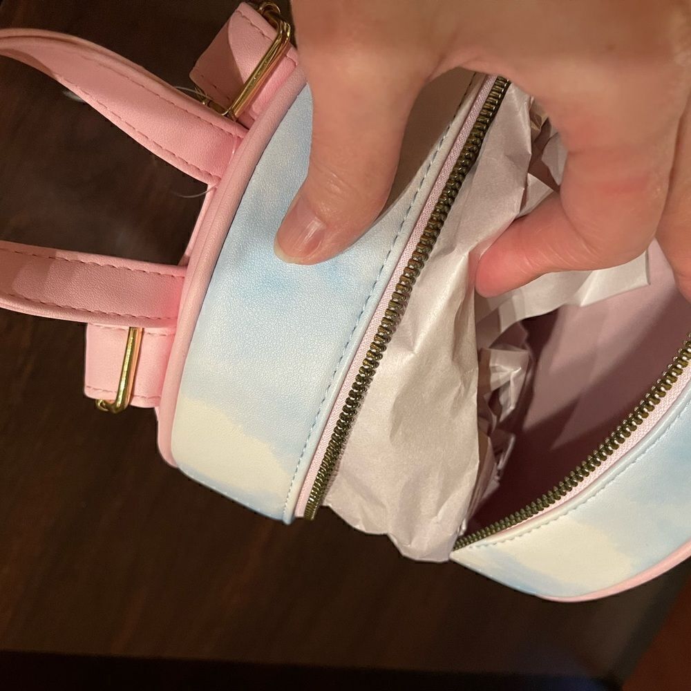 Her Universe Disney Mickey and Minnie Mouse Heart Balloon Mini Backpack NWT - Picture 13 of 13